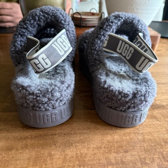 Ugg Women's Oh Fluffita Natural Sandals. - Picture 5 of 7